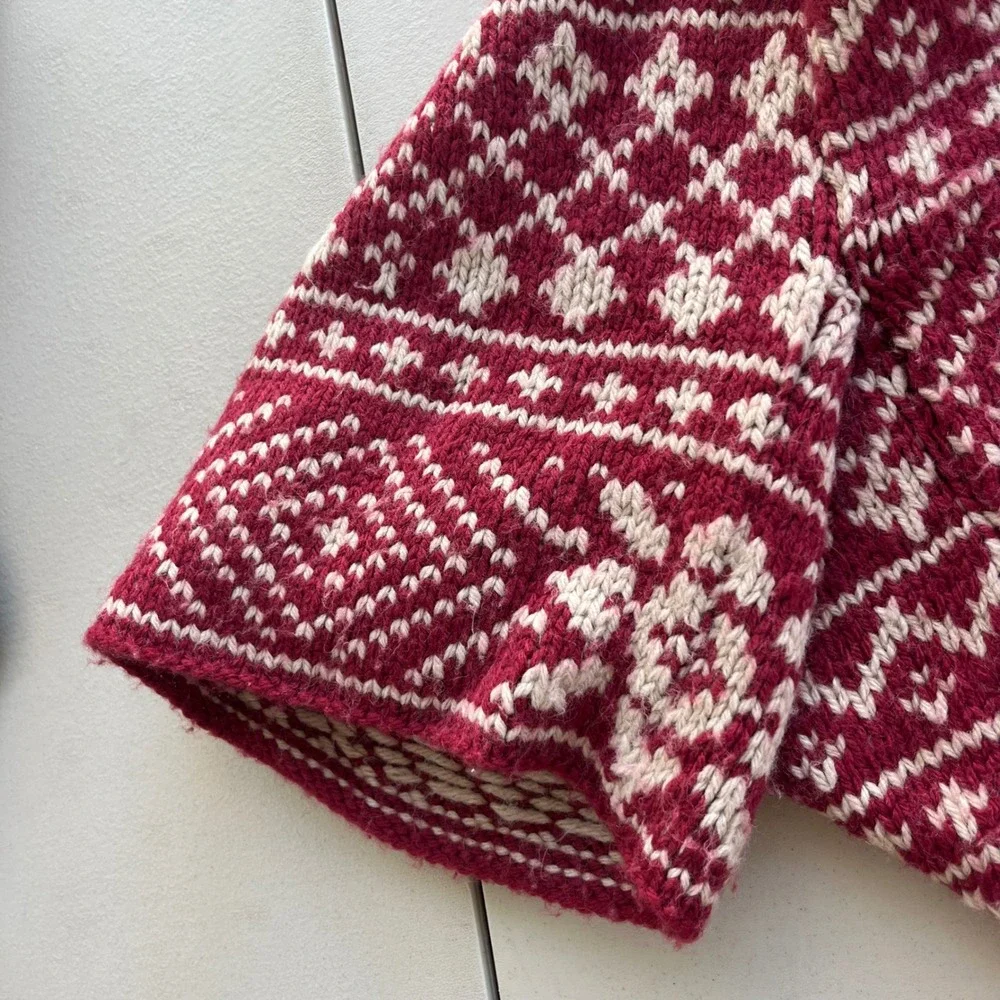 Cabi M Red White Fair Isle Wool Blend Pin Closure Knit Wrap Nordic Shrug Sweater